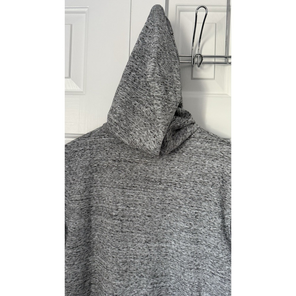 Men's Under armour Med. Pullover With Hood Short Sleeve Kangaroo Pocket NWT - Picture 4 of 7